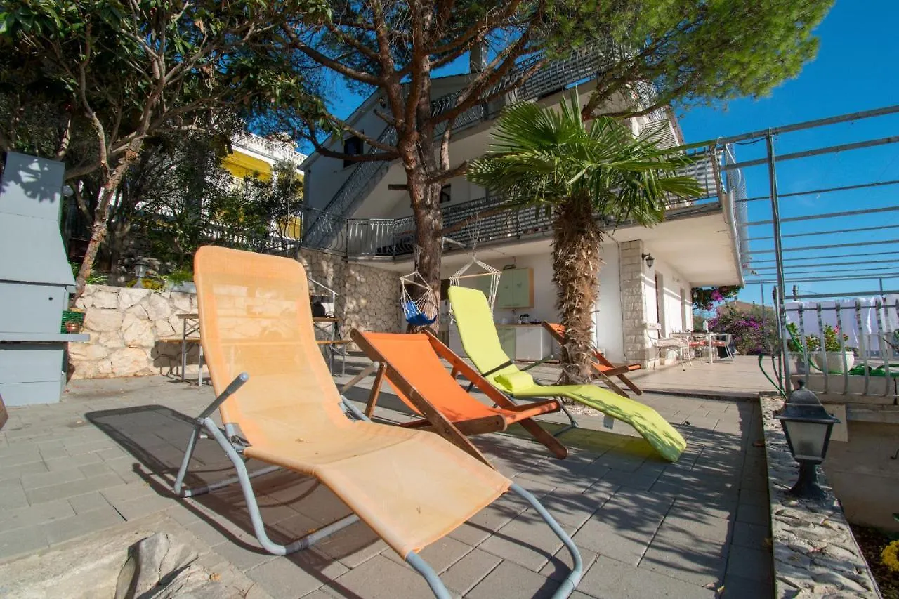 Villa Mira Trogir 0*,