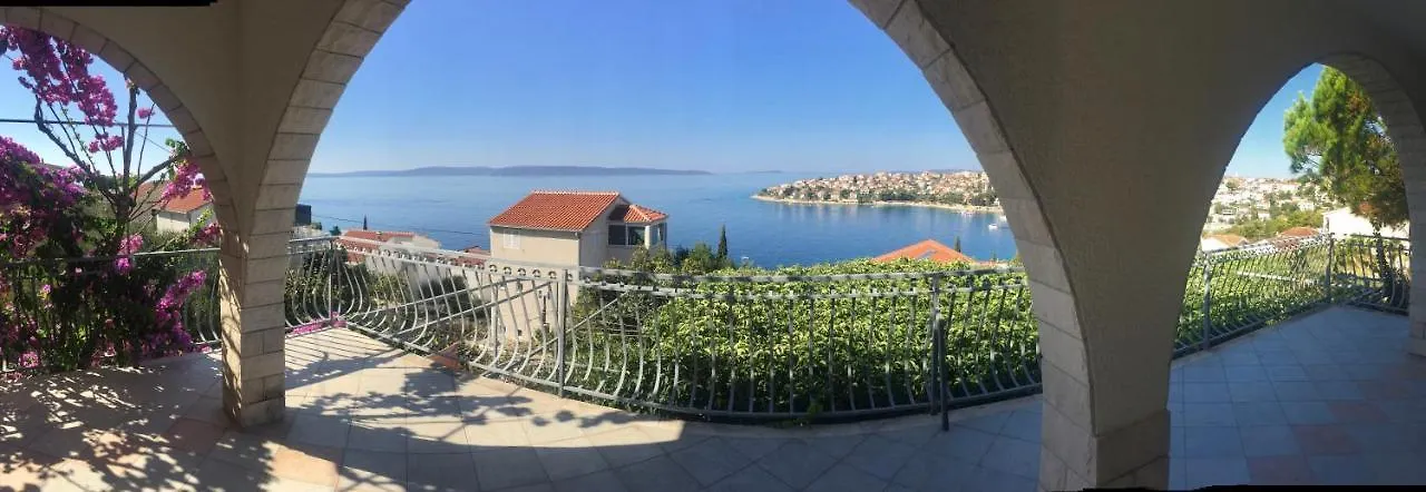 Villa Mira Trogir 0*,  Chorvatsko